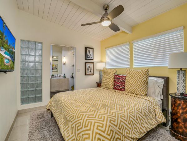 Palm Springs Home 948932