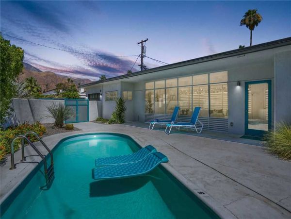 Palm Springs Home 948933