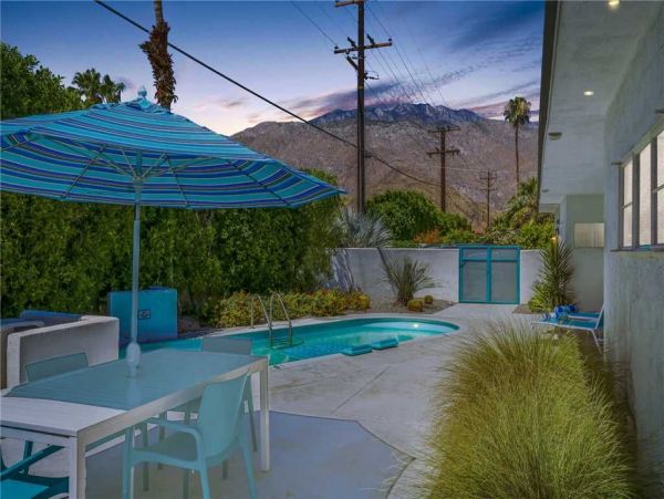 Palm Springs Home 948933
