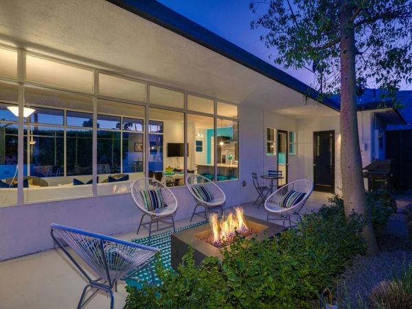 Palm Springs Home 948933