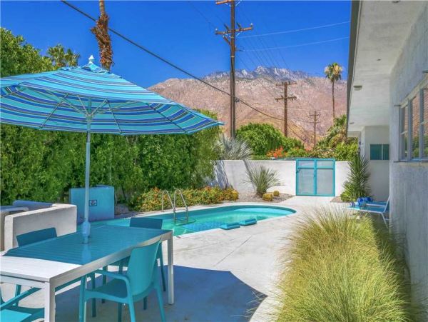 Palm Springs Home 948933