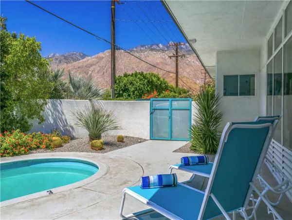 Palm Springs Home 948933