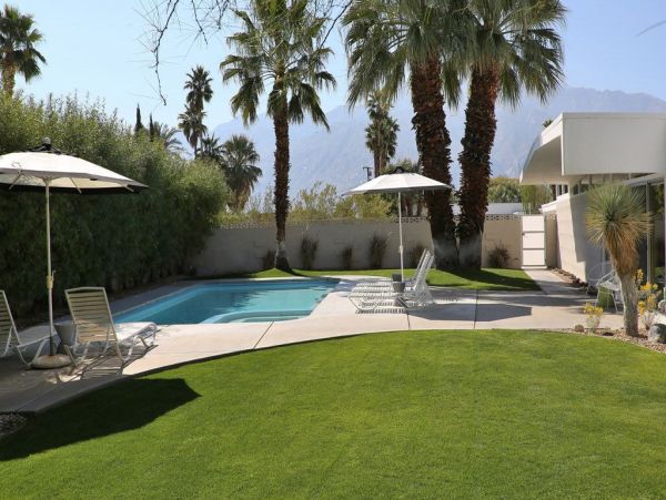 Palm Springs Home 948934