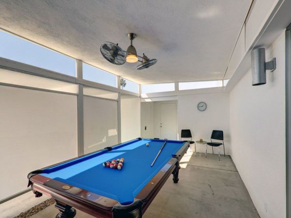 Palm Springs Home 948934