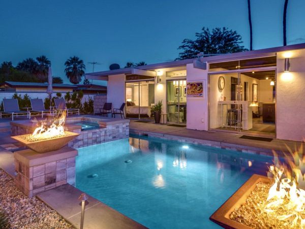 Palm Springs Home 948935