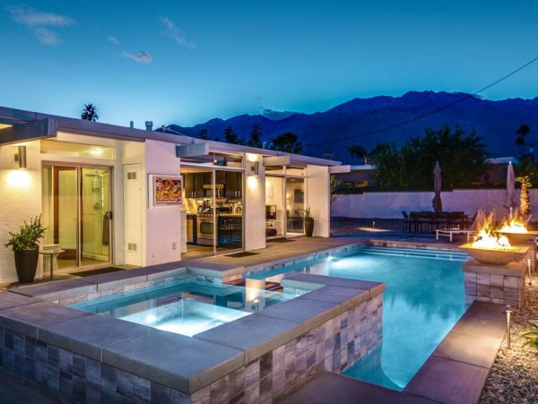 Palm Springs Home 948935