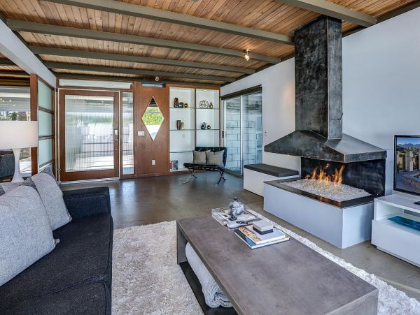 Palm Springs Home 948935