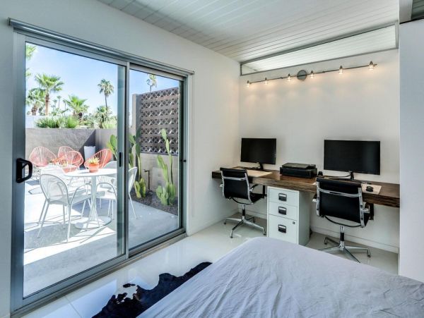 Palm Springs Home 948936