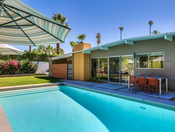Palm Springs Home 948936