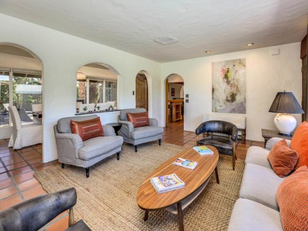 Palm Springs Home 948937