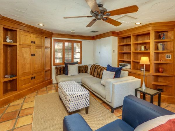 Palm Springs Home 948937