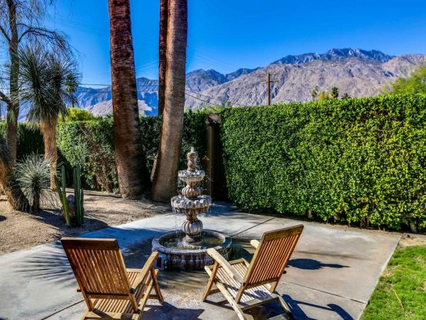 Palm Springs Home 948937
