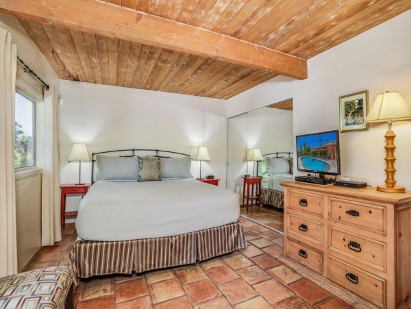Palm Springs Home 948939