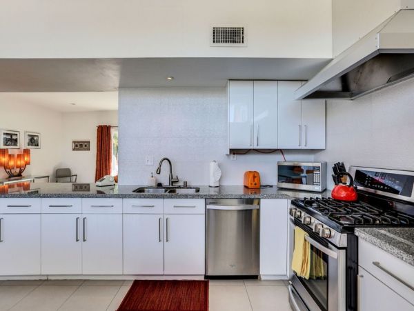 Palm Springs Home 948940