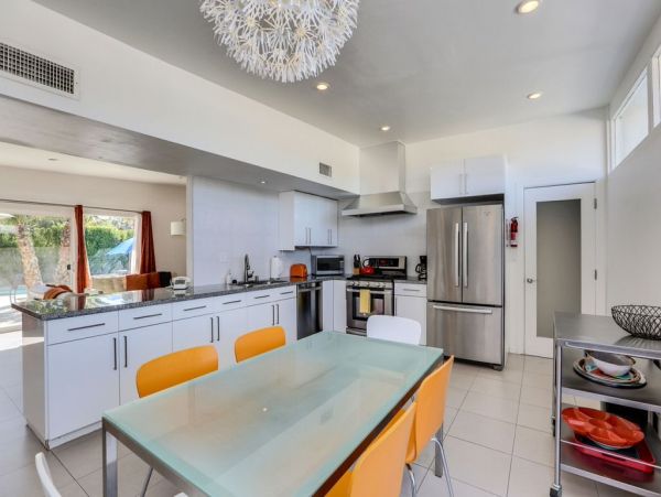 Palm Springs Home 948940