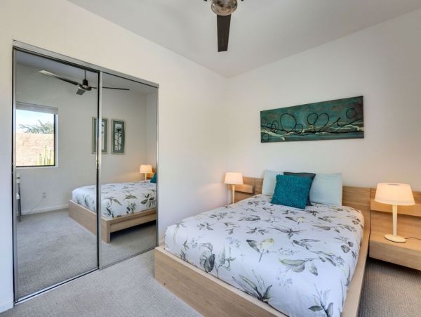 Palm Springs Home 948940