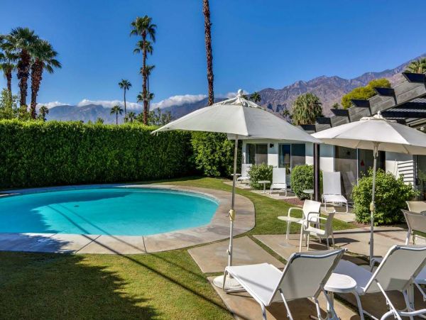 Palm Springs Home 948941