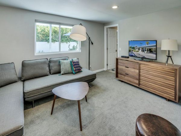Palm Springs Home 948942