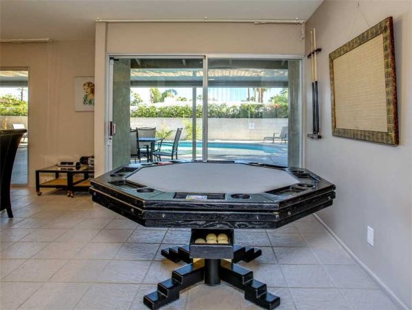 Palm Springs Home 948943