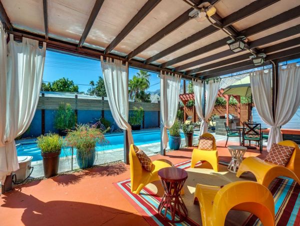 Palm Springs Home 948944