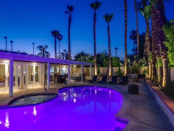 Palm Springs Home 948945