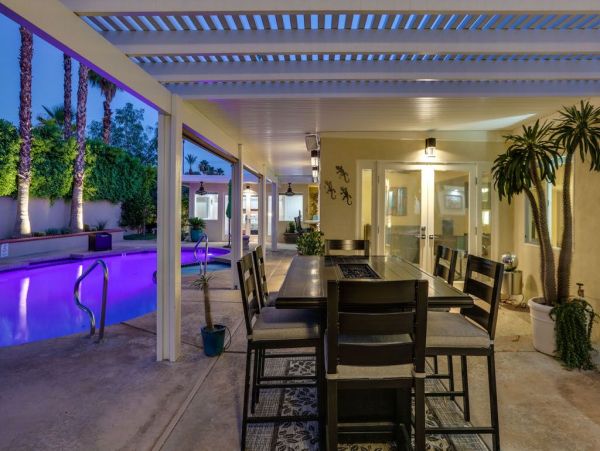 Palm Springs Home 948945