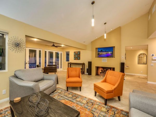 Palm Springs Home 948945