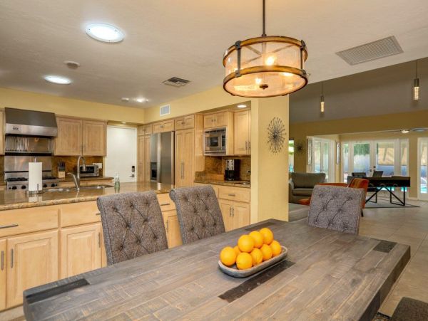 Palm Springs Home 948945