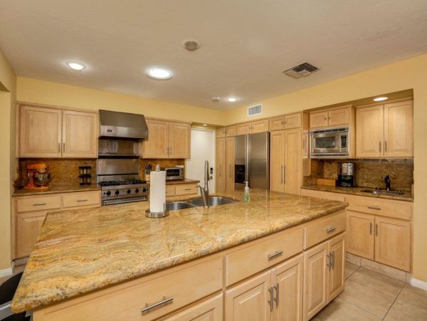 Palm Springs Home 948945
