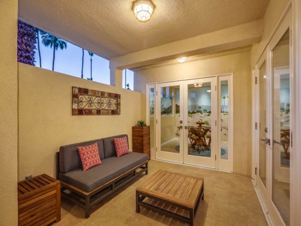 Palm Springs Home 948945