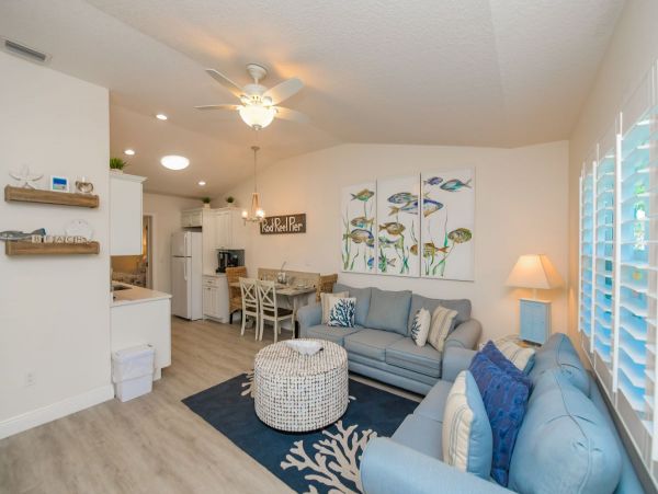 Holmes Beach Vacation Pool Home Sleeps 10 Guests