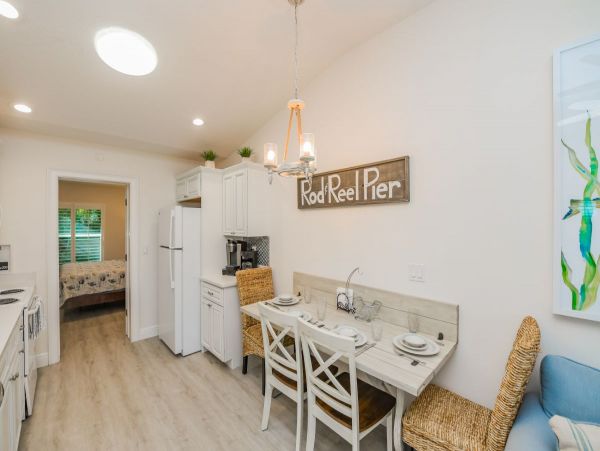 Holmes Beach Vacation Pool Home Sleeps 10 Guests