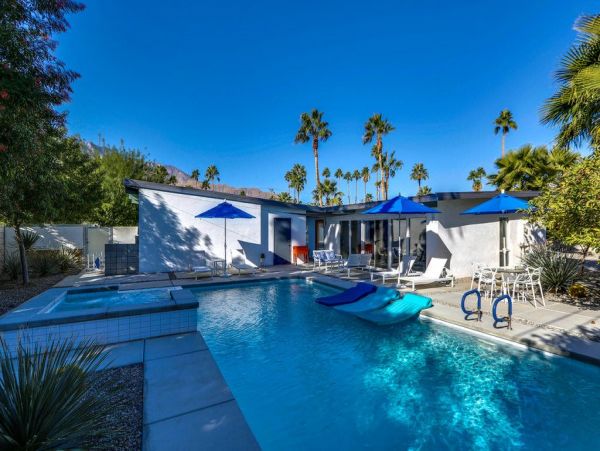 Palm Springs Home 948947