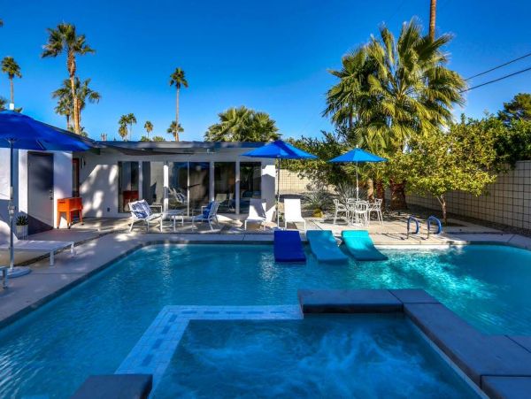 Palm Springs Home 948947