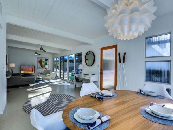 Palm Springs Home 948947