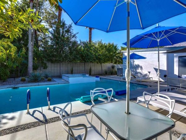 Palm Springs Home 948947