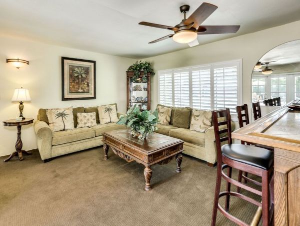 Palm Springs Home 948948