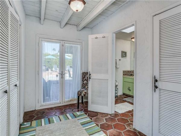 Palm Springs Home 948949