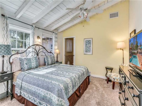 Palm Springs Home 948949