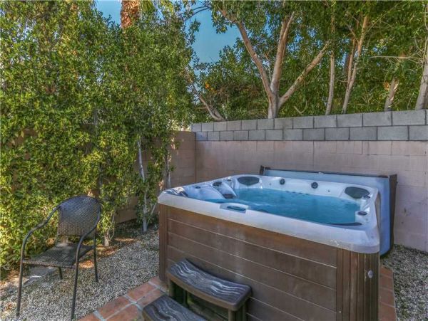 Palm Springs Home 948949