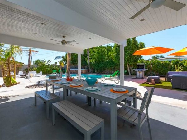 Palm Springs Home 948964
