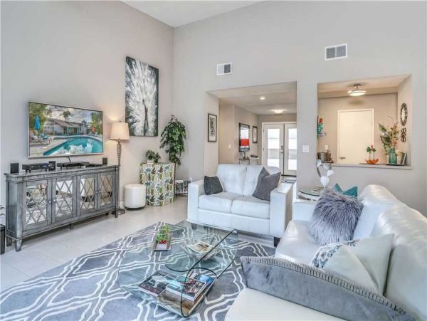 Palm Springs Home 948967