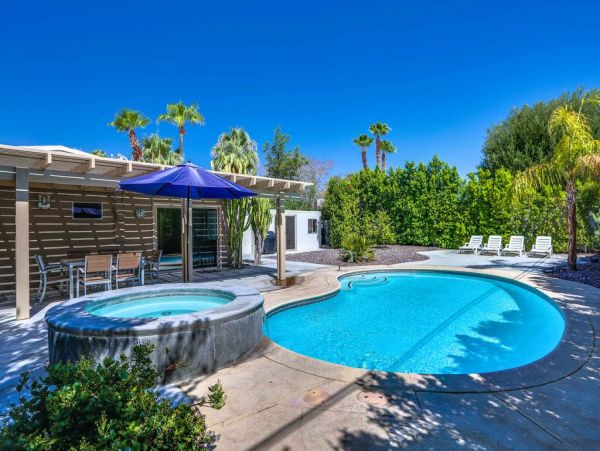 Palm Springs Home 948968