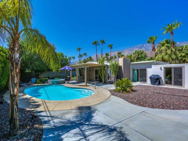 Palm Springs Home 948968