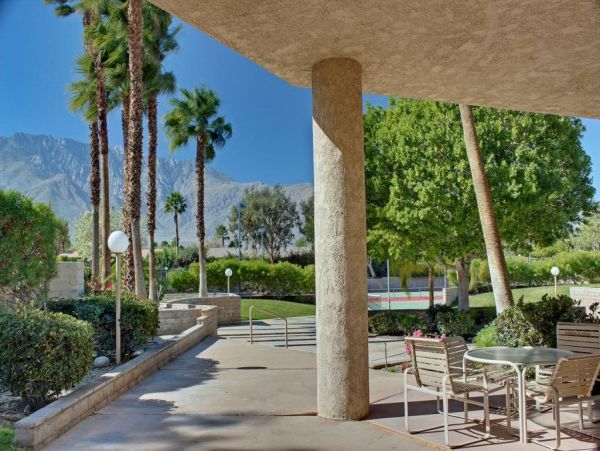 Palm Springs Home 948969