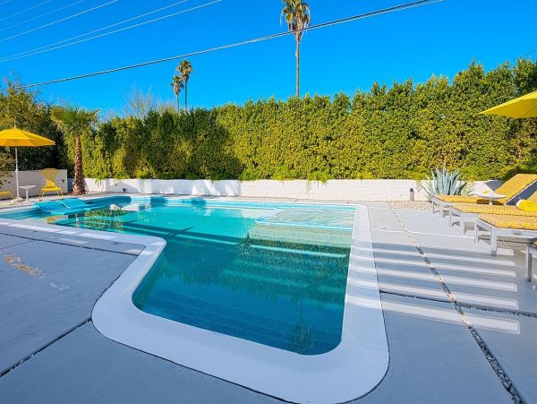 Palm Springs Home 948971