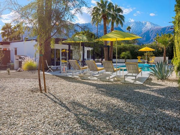 Palm Springs Home 948971
