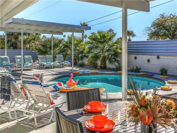Palm Springs Home 948972