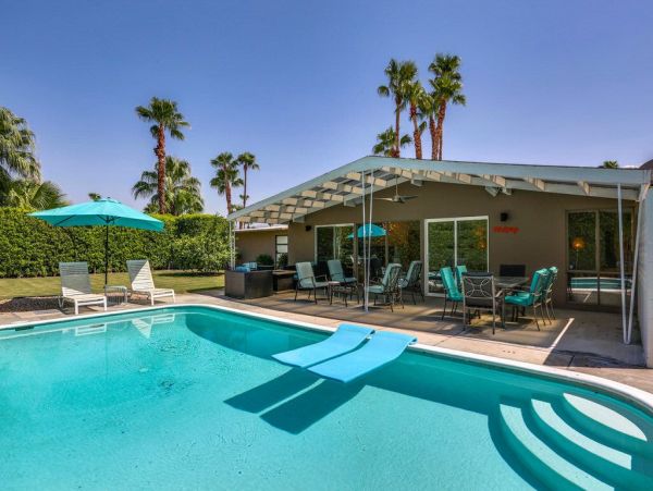 Palm Springs Home 948974