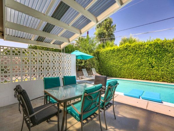 Palm Springs Home 948974